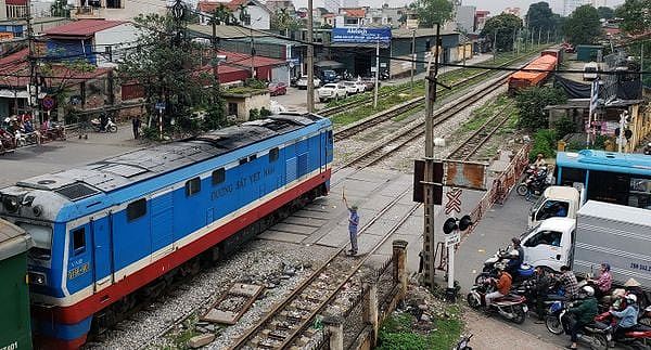 Chuyến tàu trong hệ thống đường sắt chính của Việt Nam