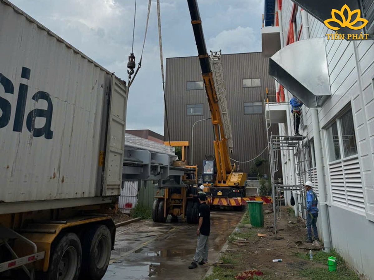 Dịch vụ bốc xếp container hàng lẻ, hàng nguyên khối giá rẻ, chuyên nghiệp 1